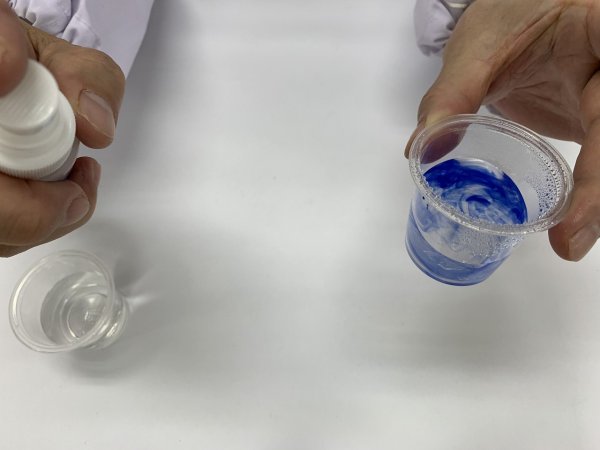 画像3: 68 びっくり!インク・キット アルカリと酸の中和反応 中和滴定 消えるインクのナゾを解く レシピ公開! 理科 化学 STEM教育<お知らせ>自由研究に最適!実験くんガイドブック最新版(税込550円)を商品お買上げの皆様にもれなくプレゼントいたします。 (3)