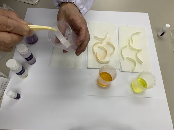 画像3: 66手づくり酸・アルカリ判定紙キット ウコン 紫芋から 酸 アルカリ 判定紙キット をつくる 変色反応 レシピ公開! 理科 化学 STEM教育<お知らせ>自由研究に最適!実験くんガイドブック最新版(税込550円)を商品お買上げの皆様にもれなくプレゼントいたします。 (3)