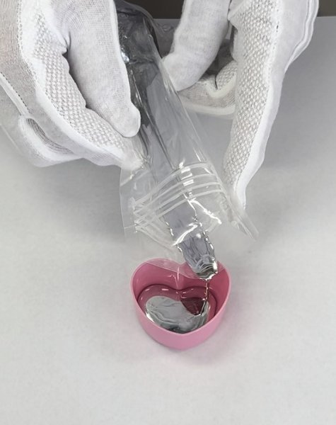 画像2: 85 実験くん 70℃で溶ける合金 200g 鋳込み体験 理科 化学 STEM教育＜お知らせ＞自由研究に最適！実験くんガイドブック最新版（税込550円）を商品お買上げの皆様にもれなくプレゼントいたします。 (2)